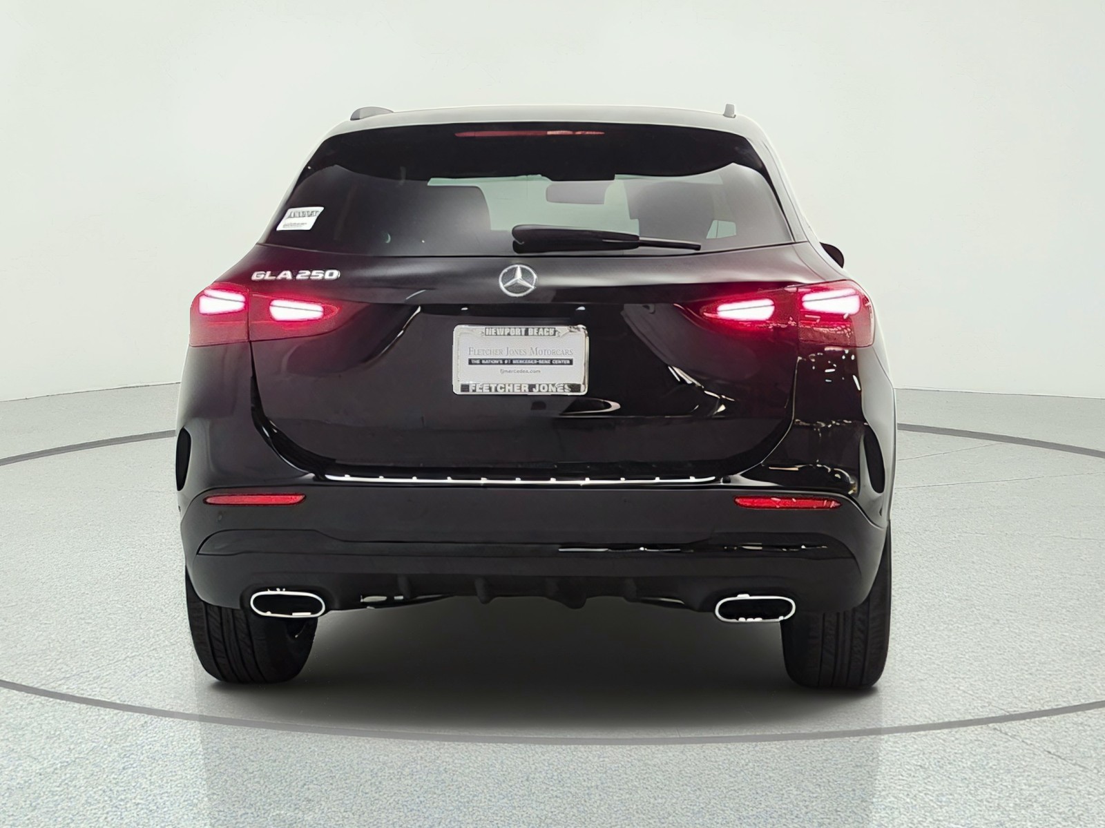 New 2026 Night Black Mercedes-Benz GLA 250 SUV image 6