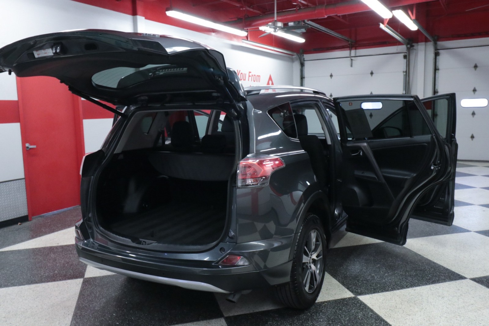 Used Car 2018 Toyota Rav4  Xle For Sale Under $20,000 In Austin, Texas