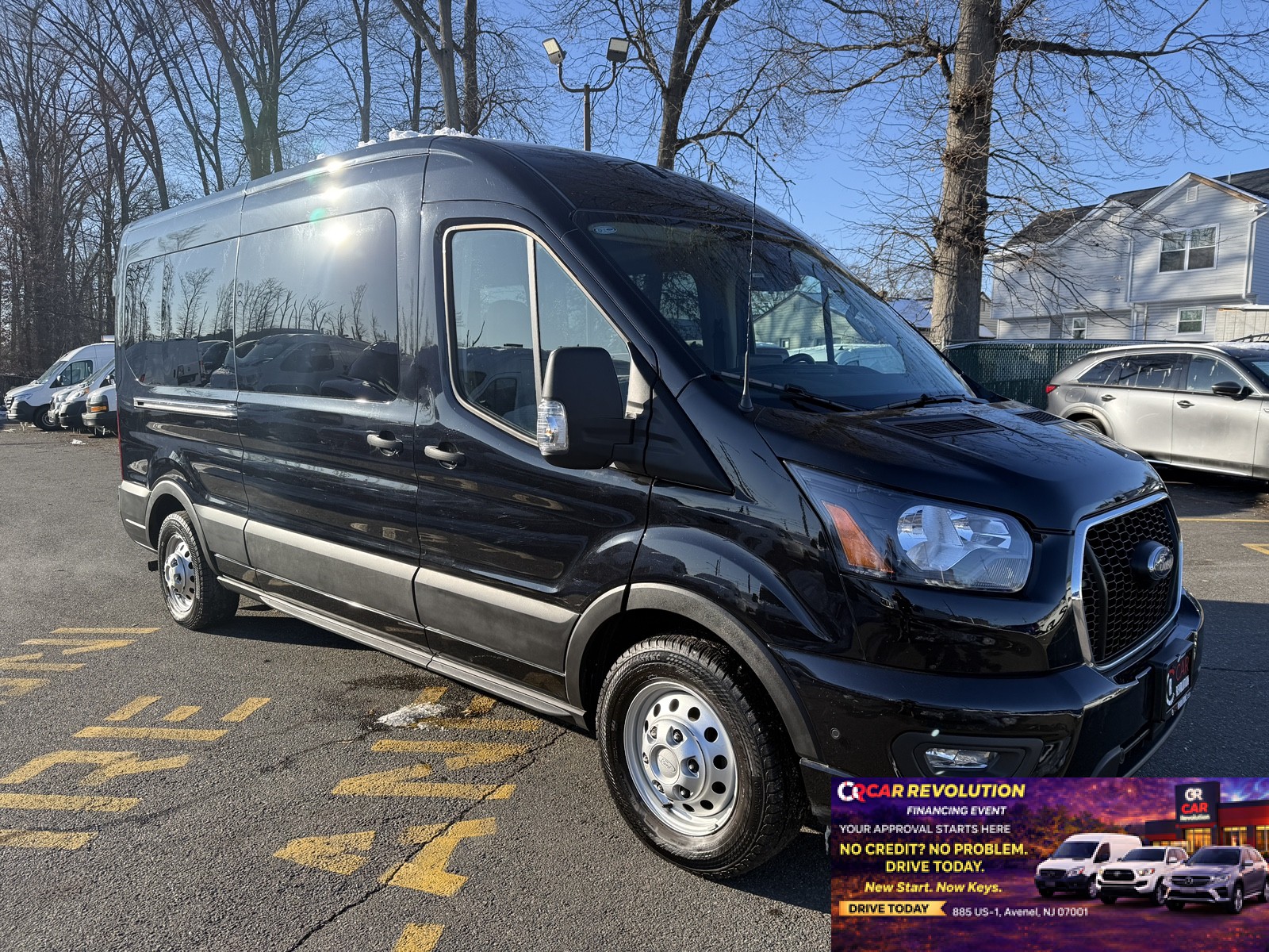 2025 Ford Transit Passenger 350 XLT Medium Roof LB AWD