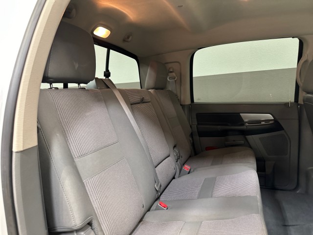 2007 Dodge Ram 3500 SLT DRW RWD Mega Cab 5.9L-Cummins in , 