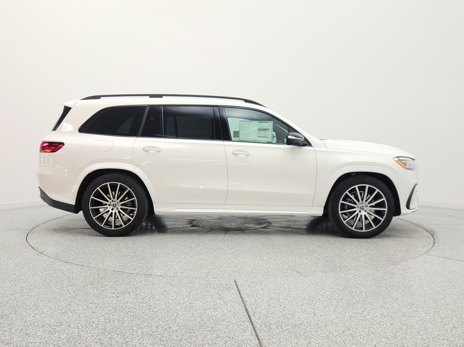 New 2026 Polar White Mercedes-Benz GLS 450 4MATIC® SUV image 4