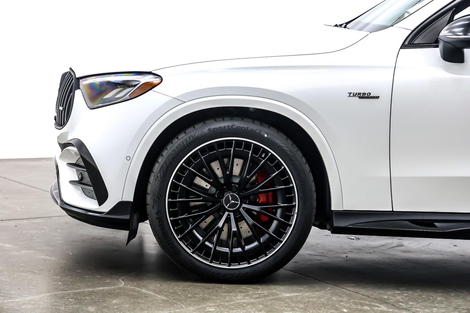 New 2026 Polar White Mercedes-Benz AMG® GLC 43 image 10