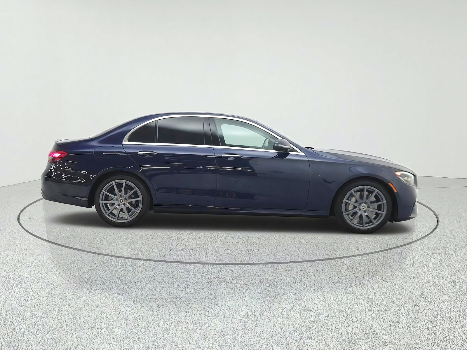 Certified Used 2022 Nautical Blue Metallic Mercedes-Benz E 350 RWD Sedan image 4