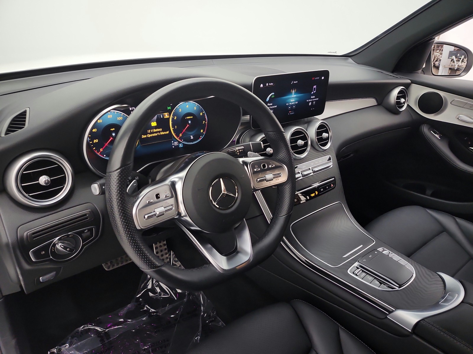 Used 2022 Polar White Mercedes-Benz GLC 300 SUV image 16