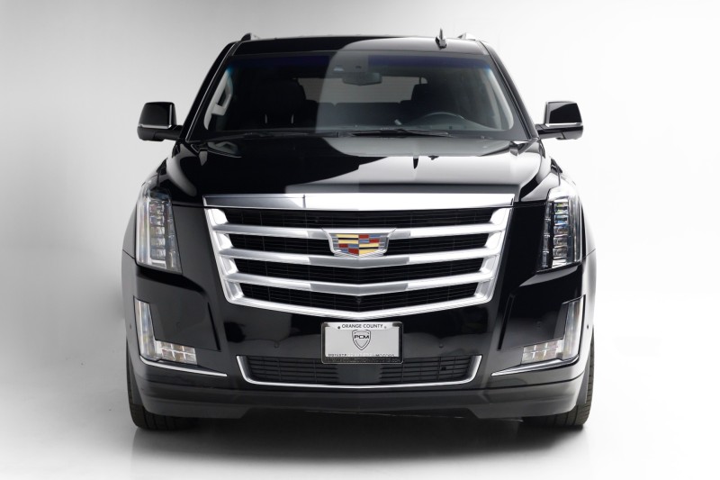 2018 Cadillac Escalade ESV Premium Luxury in , 