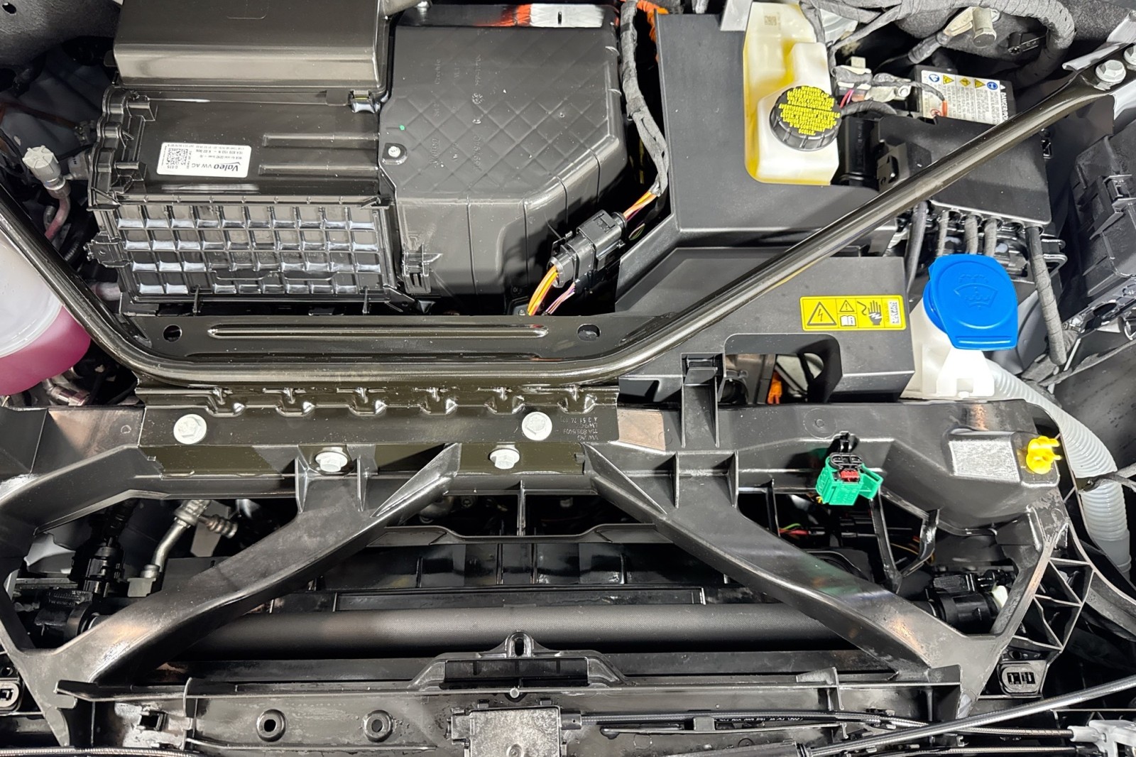 Used 2025 Pebble Gray Audi Premium Plus image 29