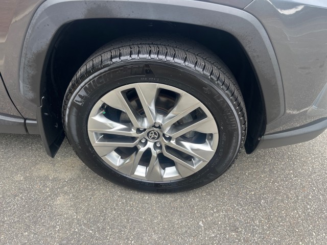 ToyotaRAV417