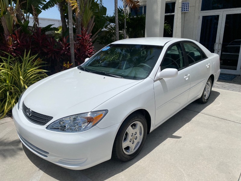 2003 Toyota Camry LE LOW MILES 61,005 in , 