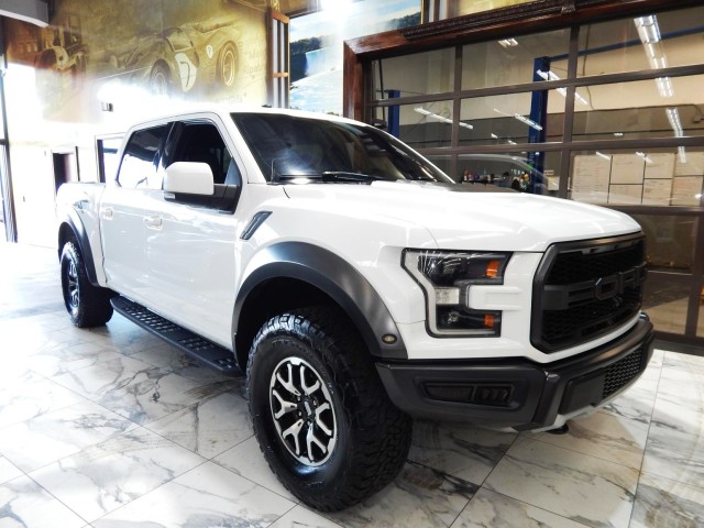 2018 Ford F-150 Raptor 4WD in Springfield, New Jersey
