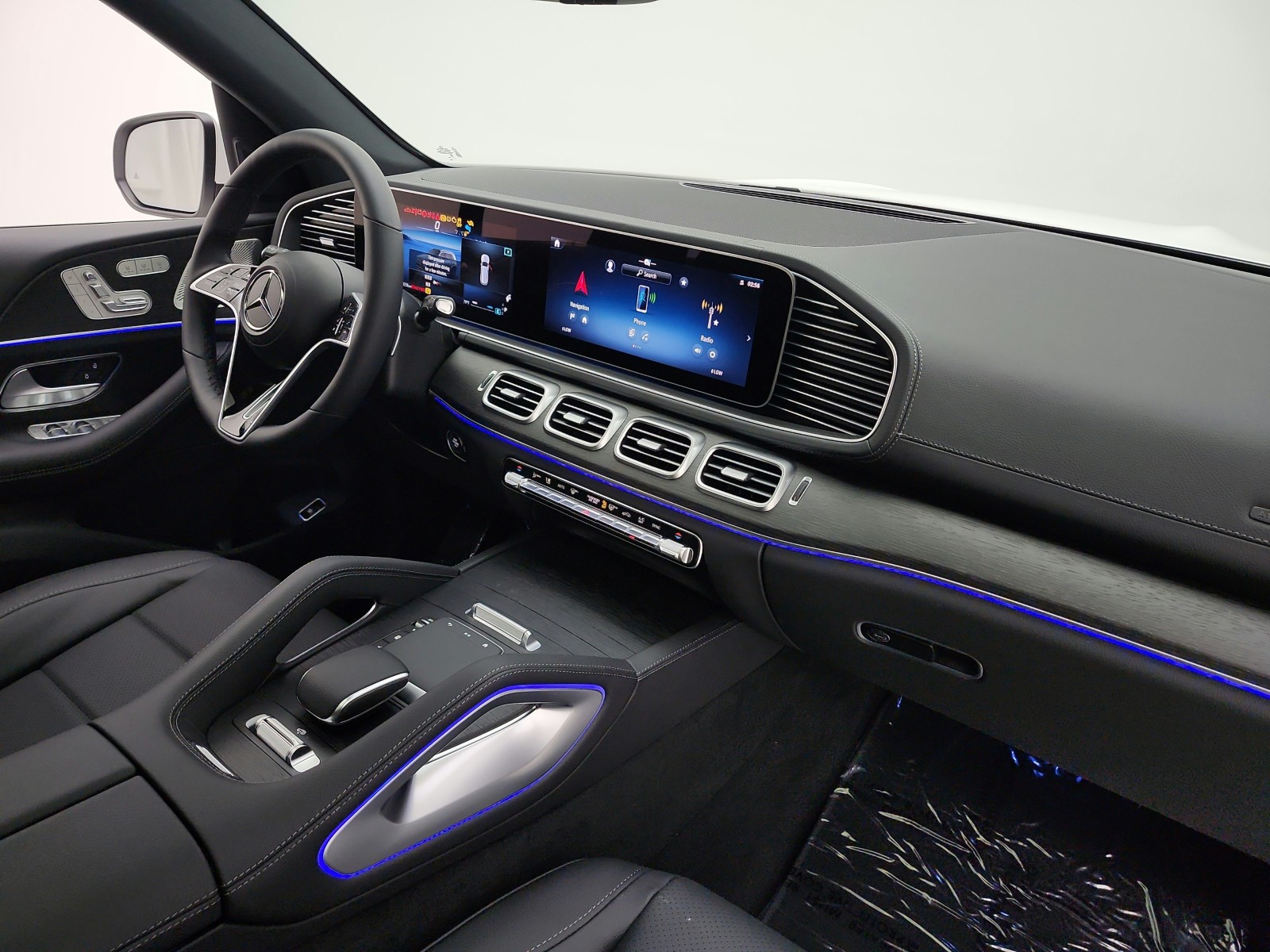 New 2026 Polar White Mercedes-Benz GLS 450 image 14