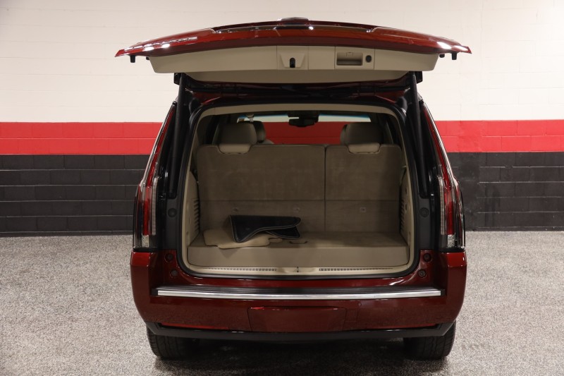2016 Cadillac Escalade Luxury Collection 4dr Suv in , 