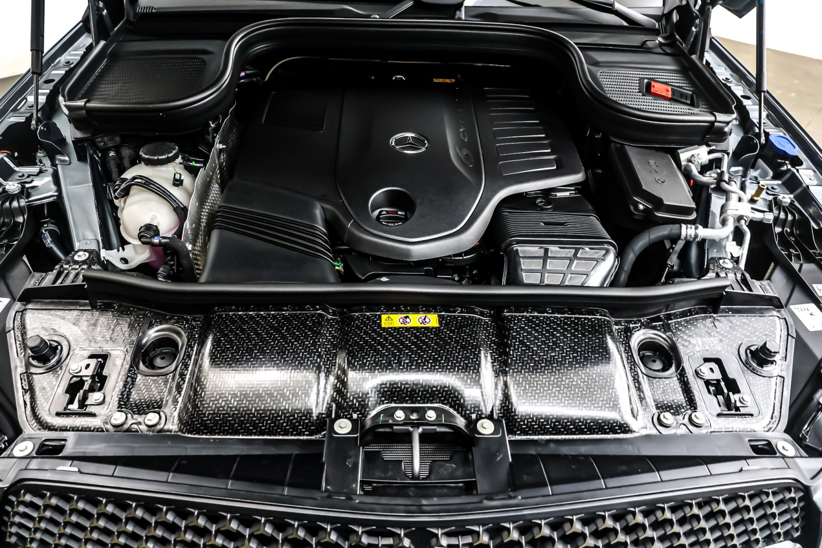 New 2026 Selenite Grey Metallic Mercedes-Benz GLE 450 image 11