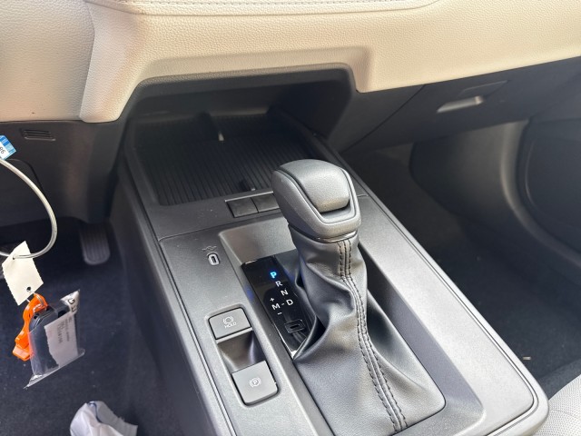 ToyotaCorolla Cross17