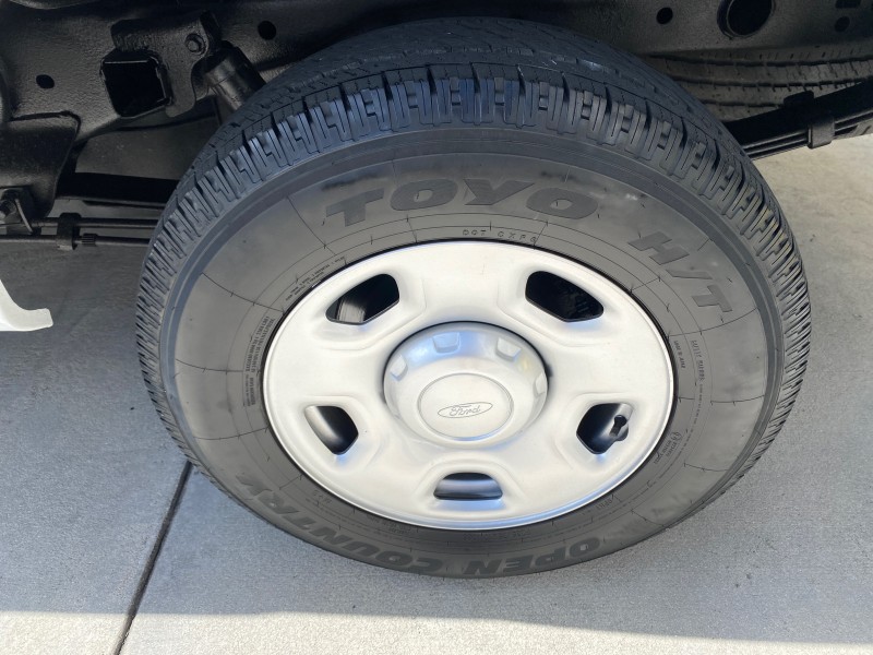 2005 Ford F-150 PU STX LOW MILES 18,931 in , 