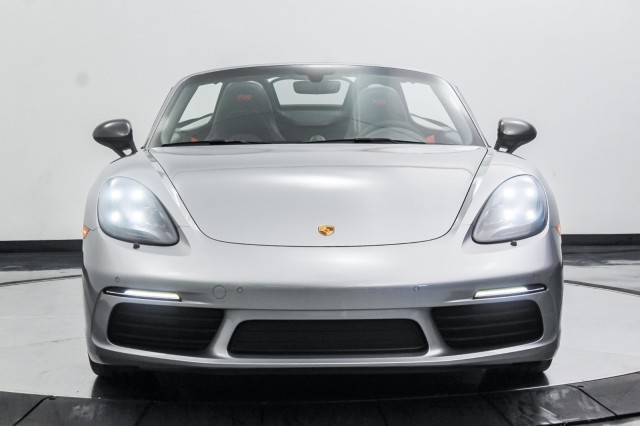 2023 Porsche 718 Boxster T 8