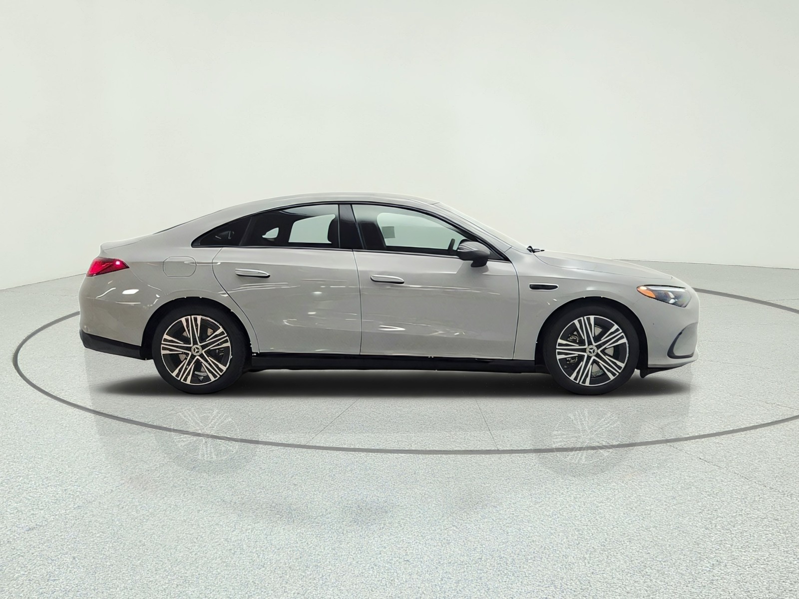 New 2027 MANUFAKTUR Alpine Grey Mercedes-Benz CLA 250+ Electric RWD image 4
