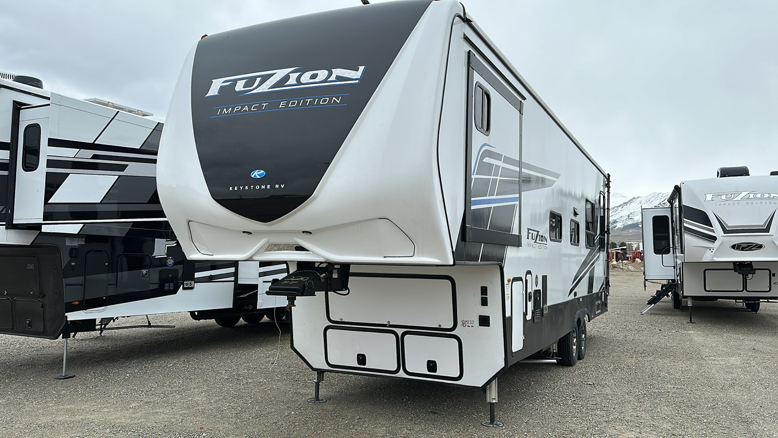 2024 Keystone Impact 3120 - Fifth Wheel  1