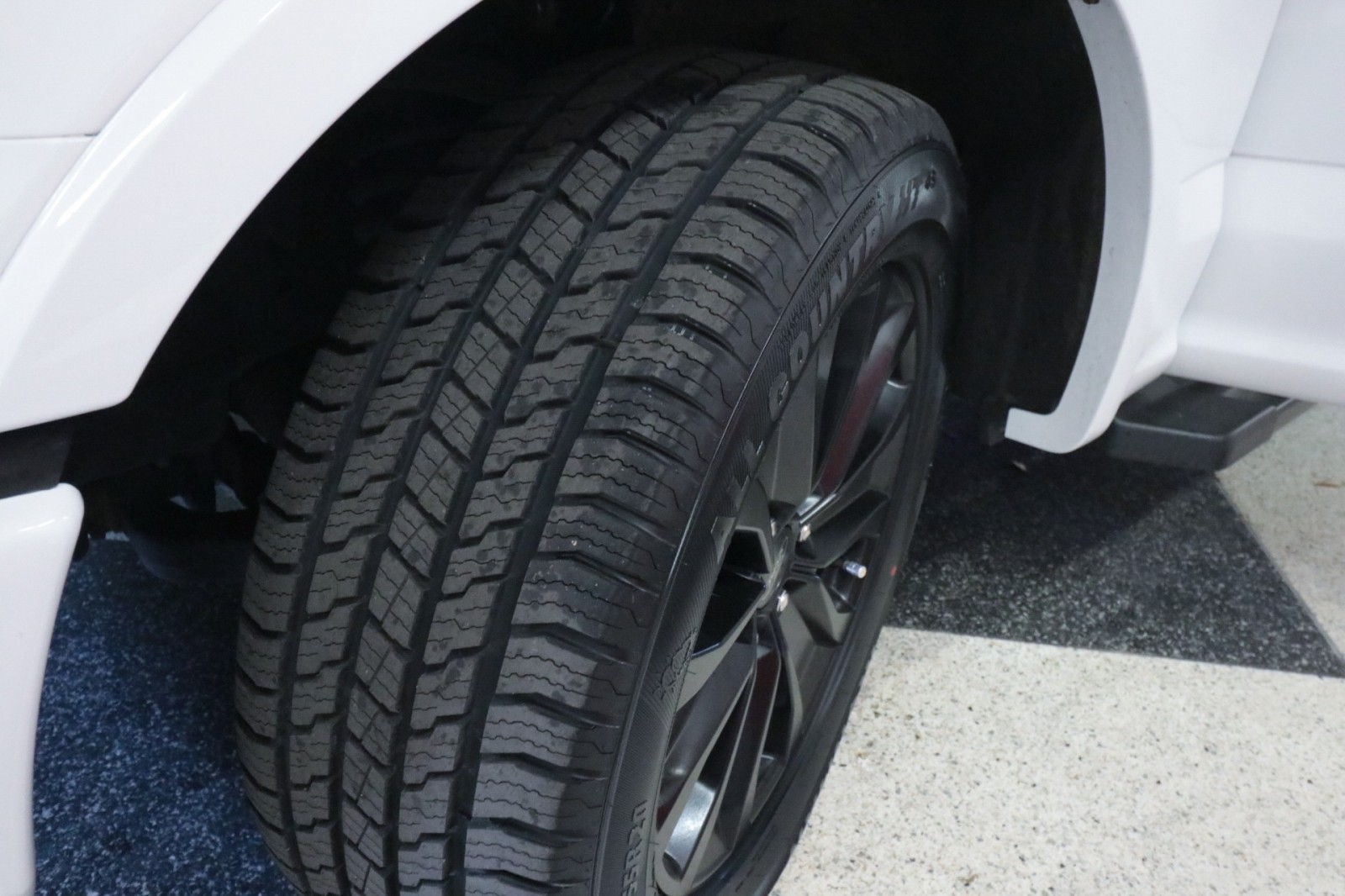 Used Car 2020 Ford F-150  Xlt For Sale Under $25,000 In Austin, Texas