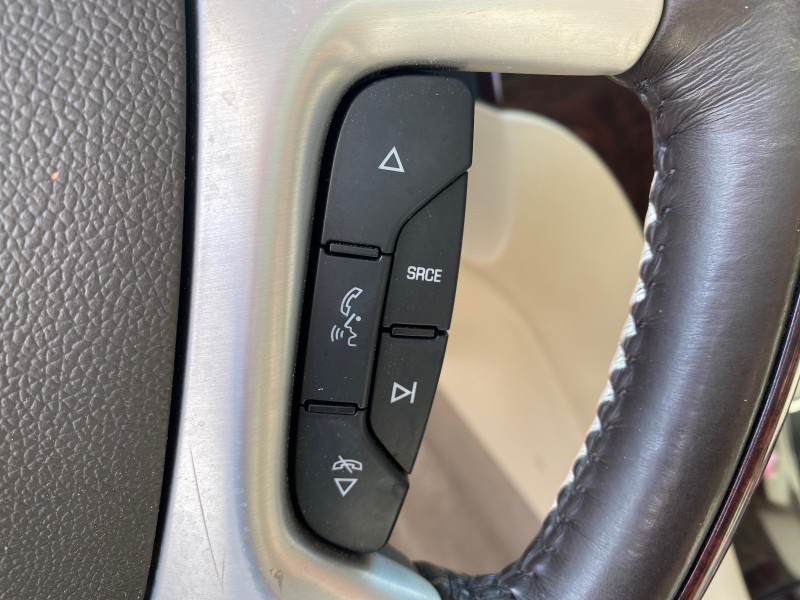 2010 Cadillac Escalade SUNROOF NAV Premium LOW MILES 66,933 in ,