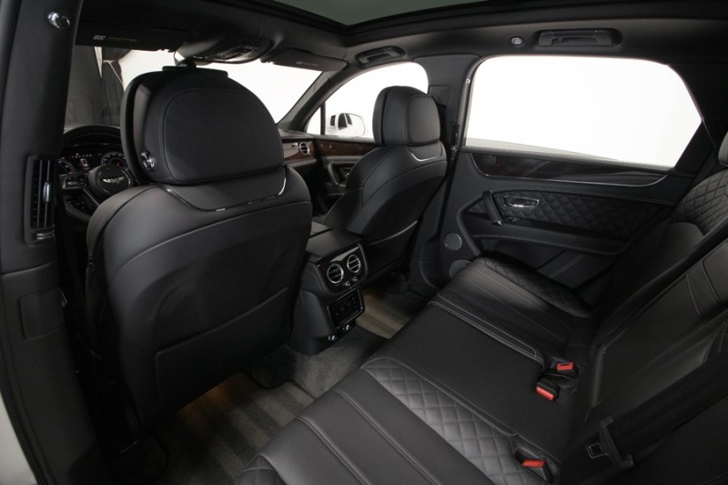 2017 Bentley Bentayga Bentayga W12 ($258,115 MSRP) *ONLY 14,000 MILES* *1-OWNER* in , 