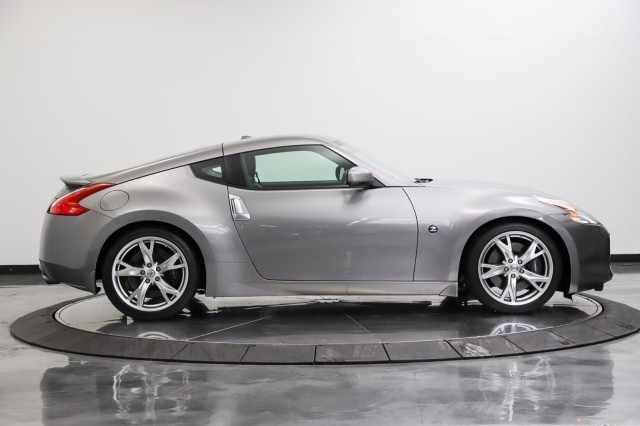 2010 Nissan 370Z Touring 6