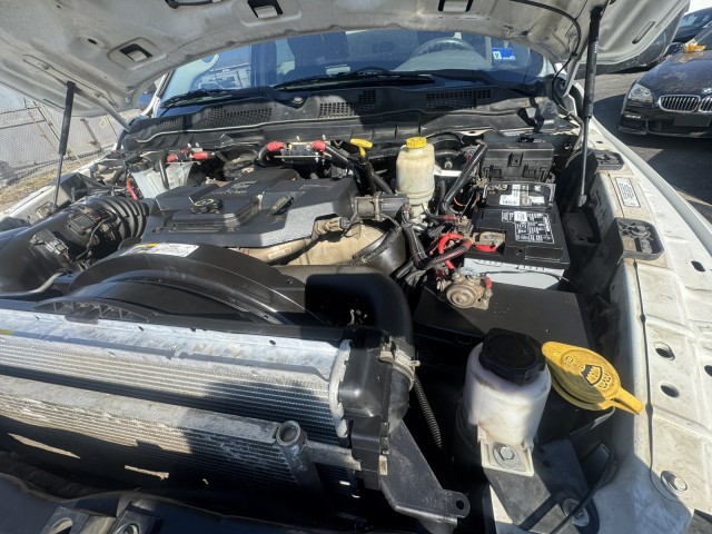 2015 Ram 5500 Crew Cab Walk In Service Body Cummins Tradesman in , 