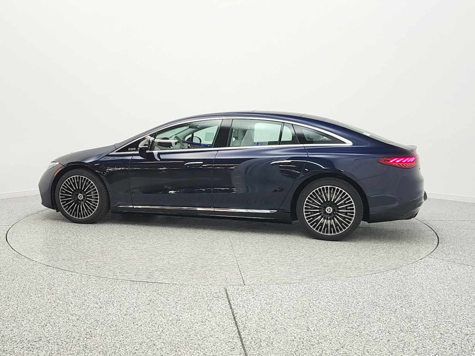 New 2026 Nautical Blue Metallic Mercedes-Benz EQS 450 image 8