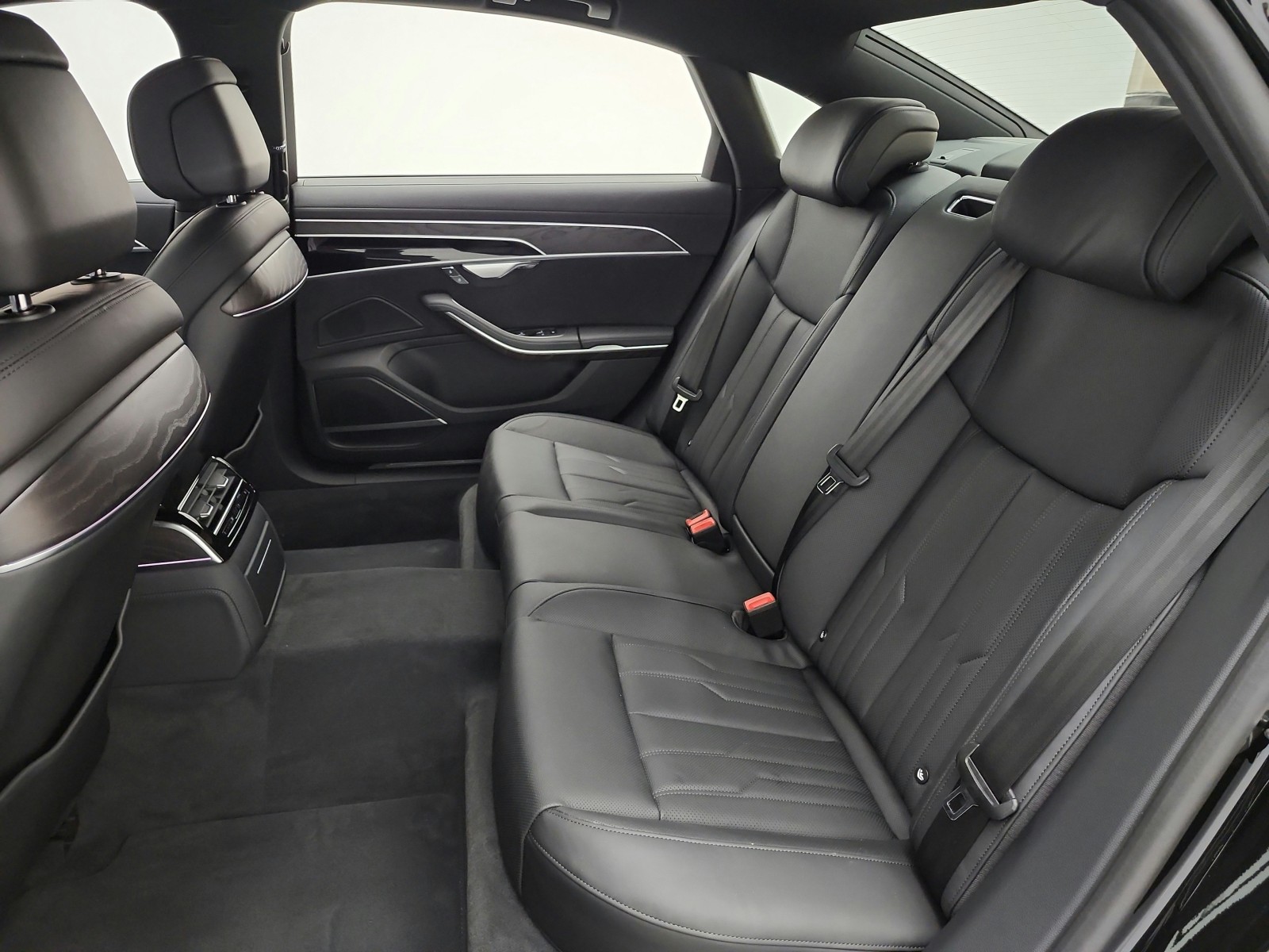 New 2026 Mythos Black Metallic Audi L quattro image 11