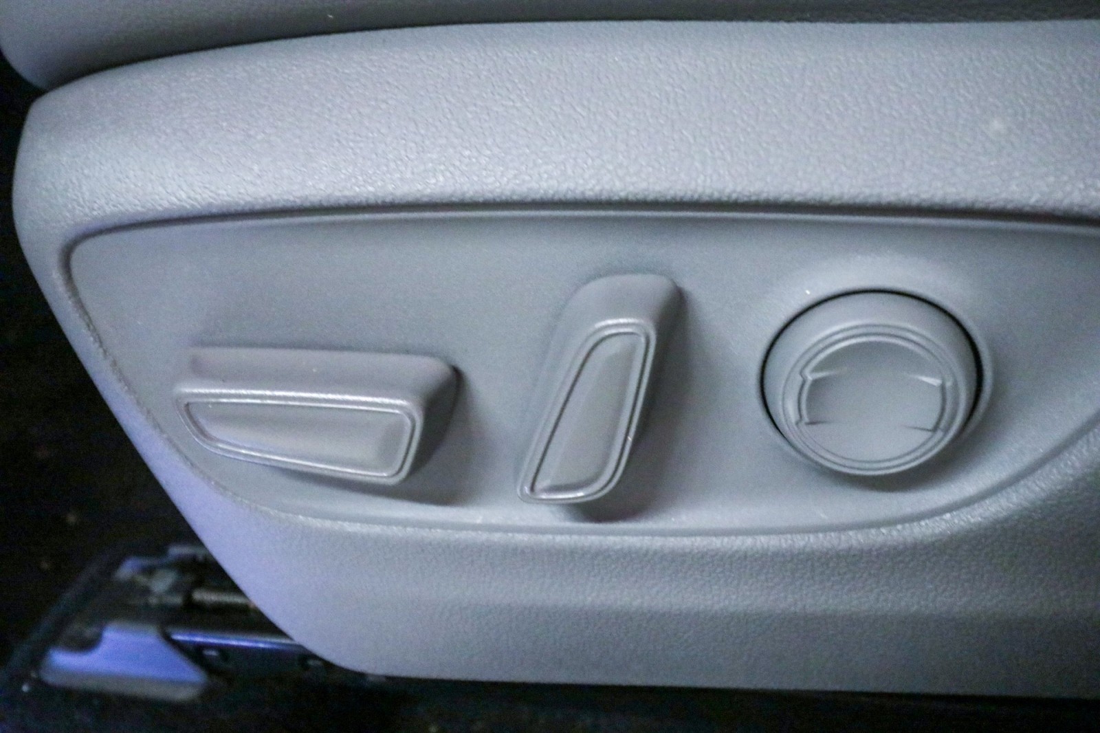 Used Car 2022 Toyota Highlander  Xle For Sale Under $35,000 In Austin, Texas