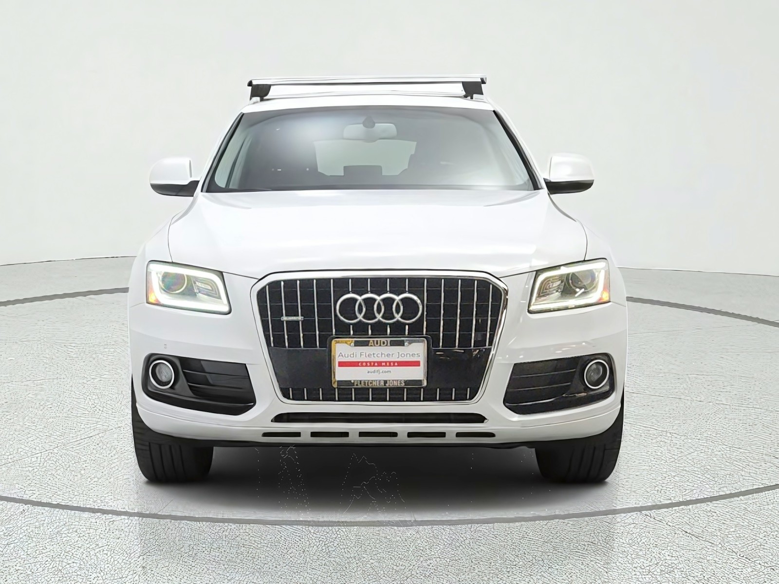 Used 2016 Glacier White Metallic Audi quattro 4dr 2.0T Premium Plus image 2