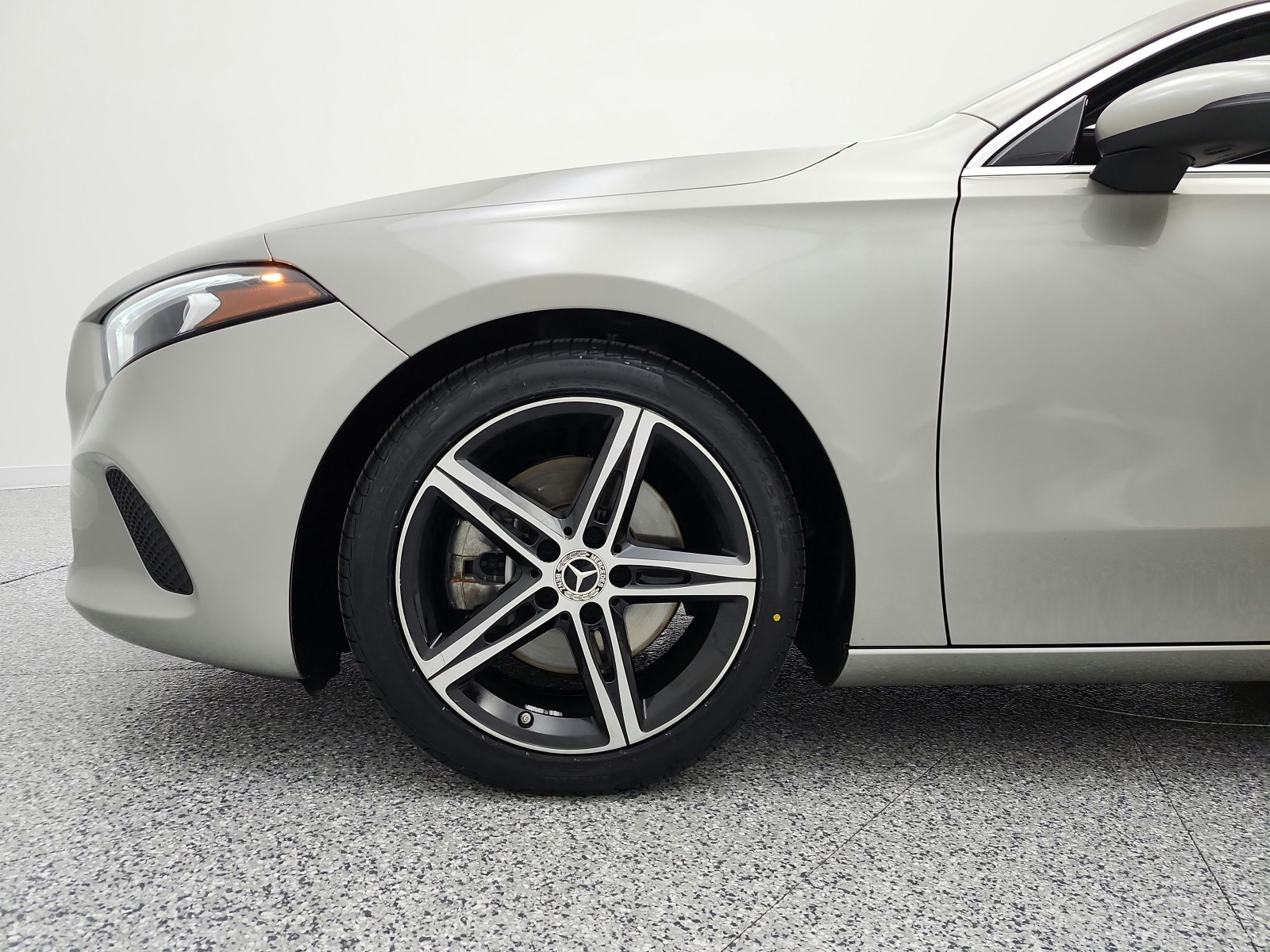 Used 2020 Mojave Silver Metallic Mercedes-Benz A 220 Sedan image 18