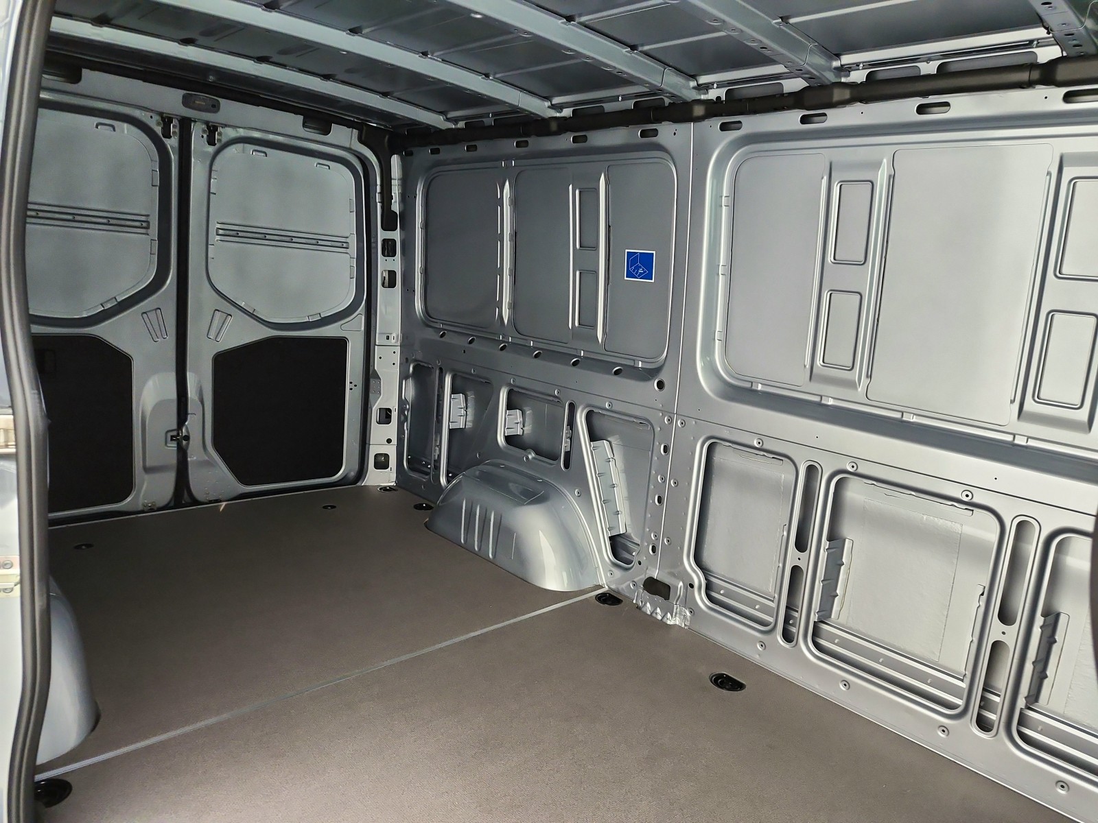 New 2026 Hightech Silver Mercedes-Benz Standard Roof 4-Cyl Diesel image 27
