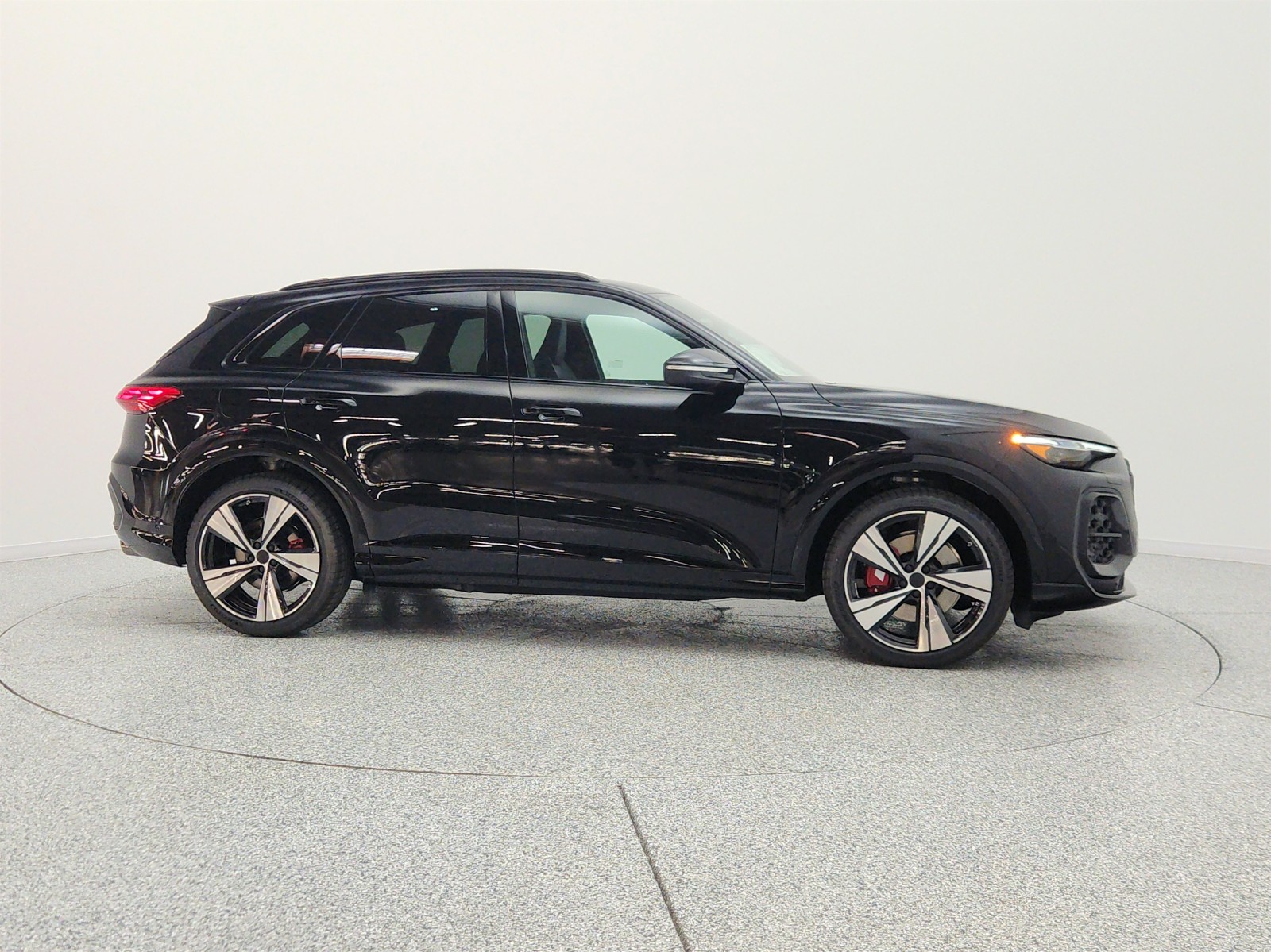 New 2026 Mythos Black Metallic Audi Premium Plus 3.0 TFSI quattro image 4