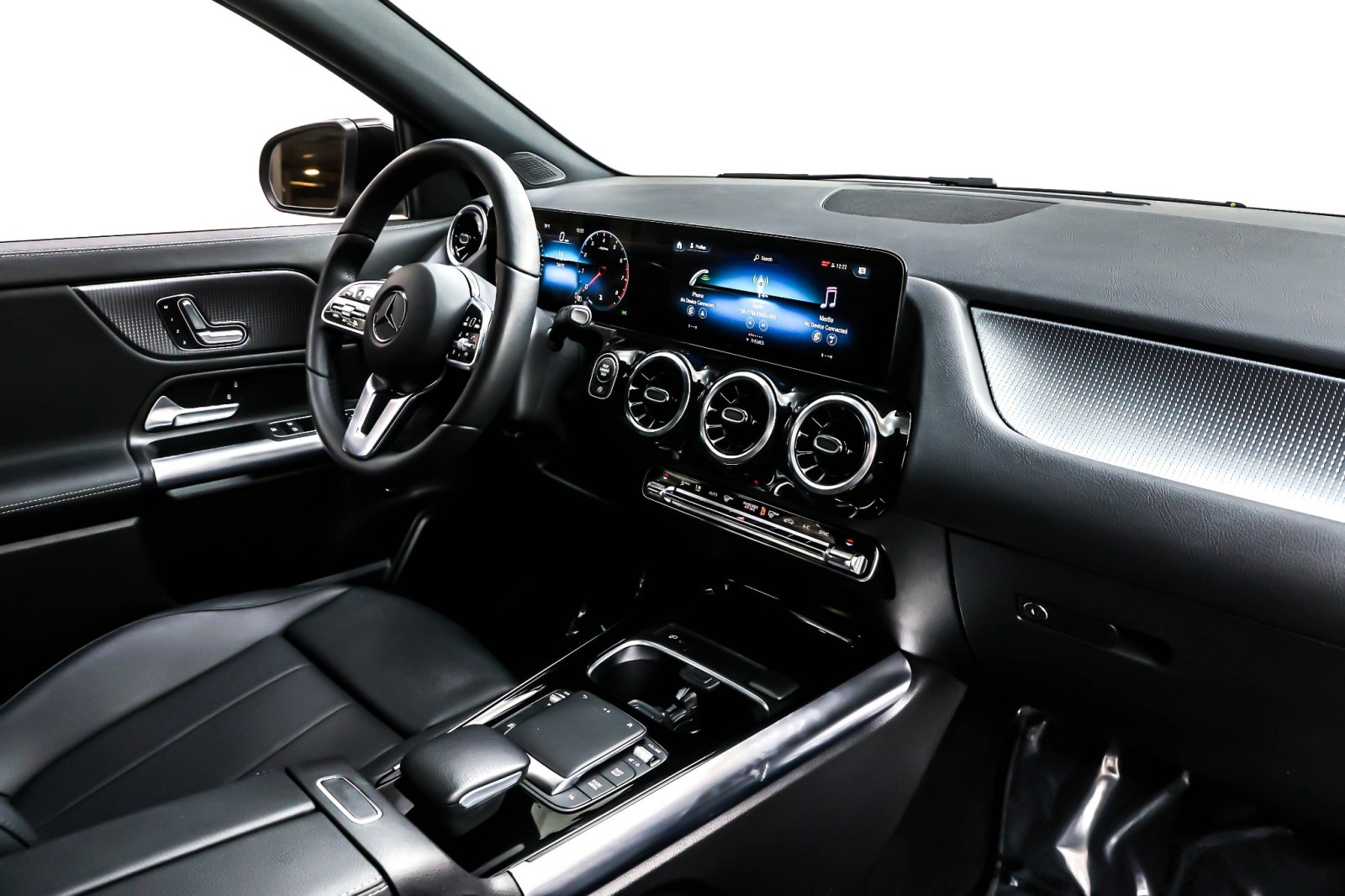 Certified Used 2023 Night Black Mercedes-Benz GLA 250 SUV image 17