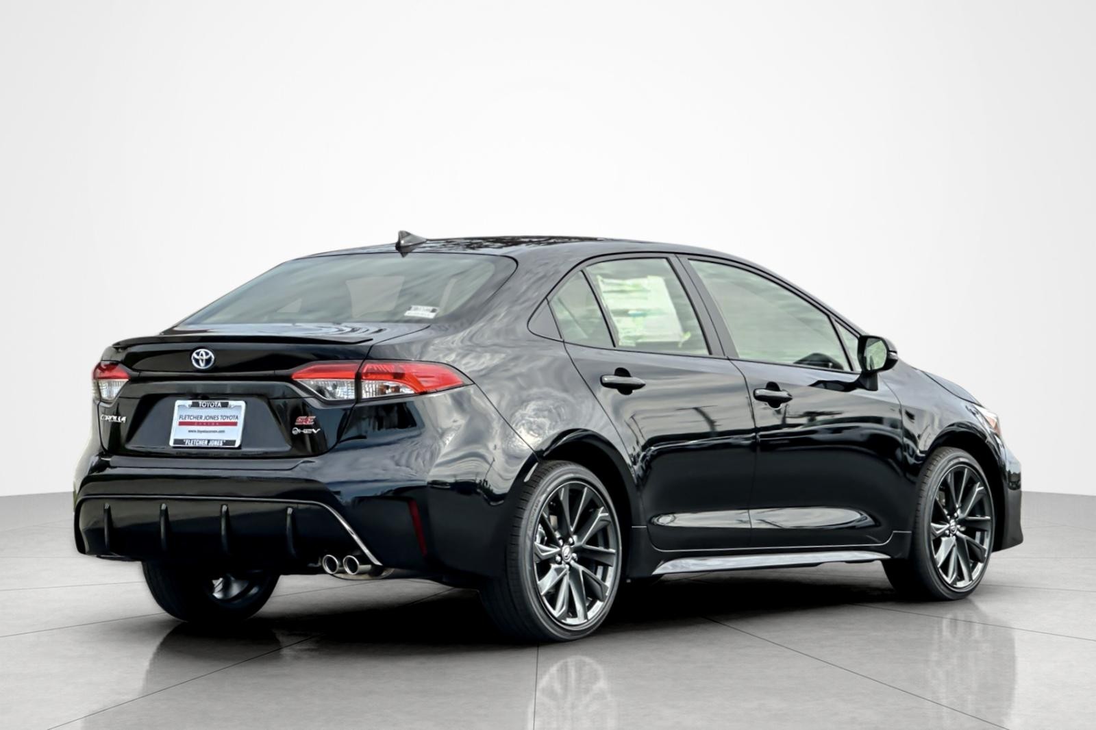 2025 Toyota Corolla Hybrid SE photo 3