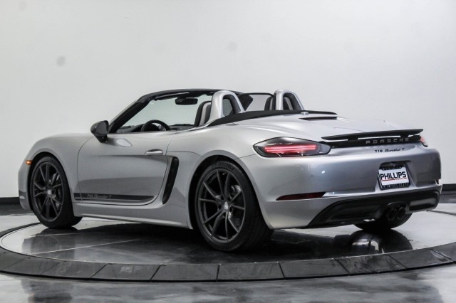 2023 Porsche 718 Boxster T 3