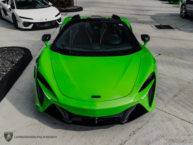 McLaren Artura