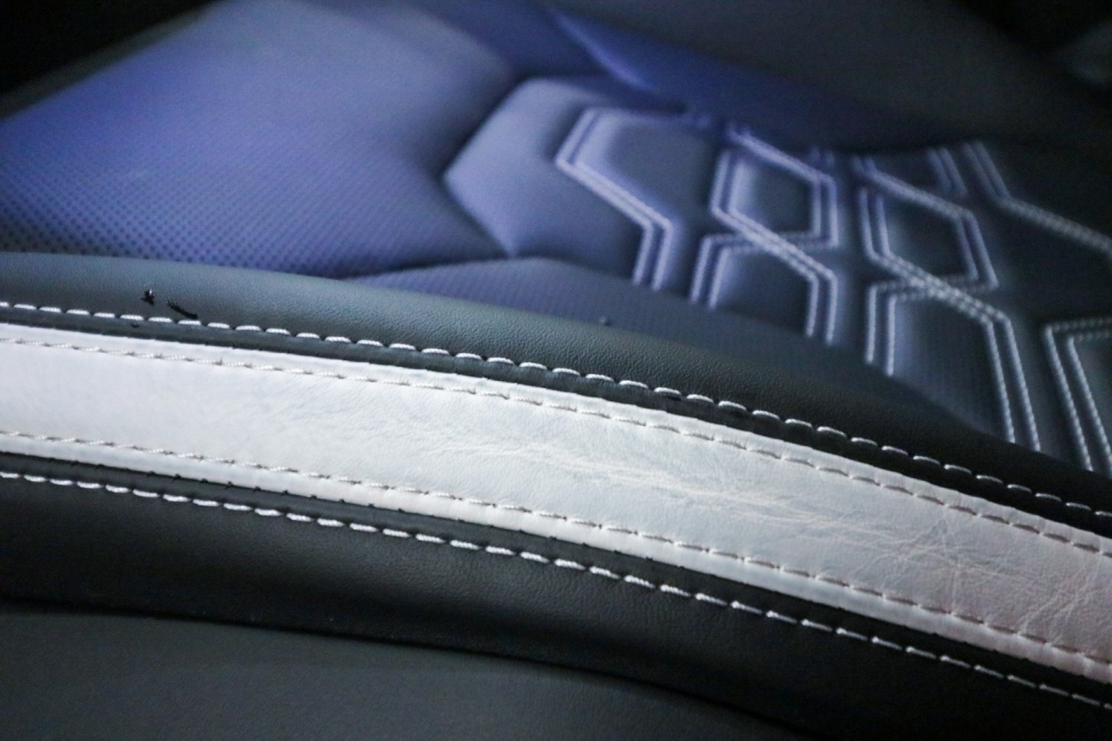 Used Car 2025 Lamborghini Urus  Se For Sale Under $360,000 In Austin, Texas