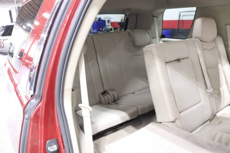 2016 Cadillac Escalade Luxury Collection 4dr Suv in , 