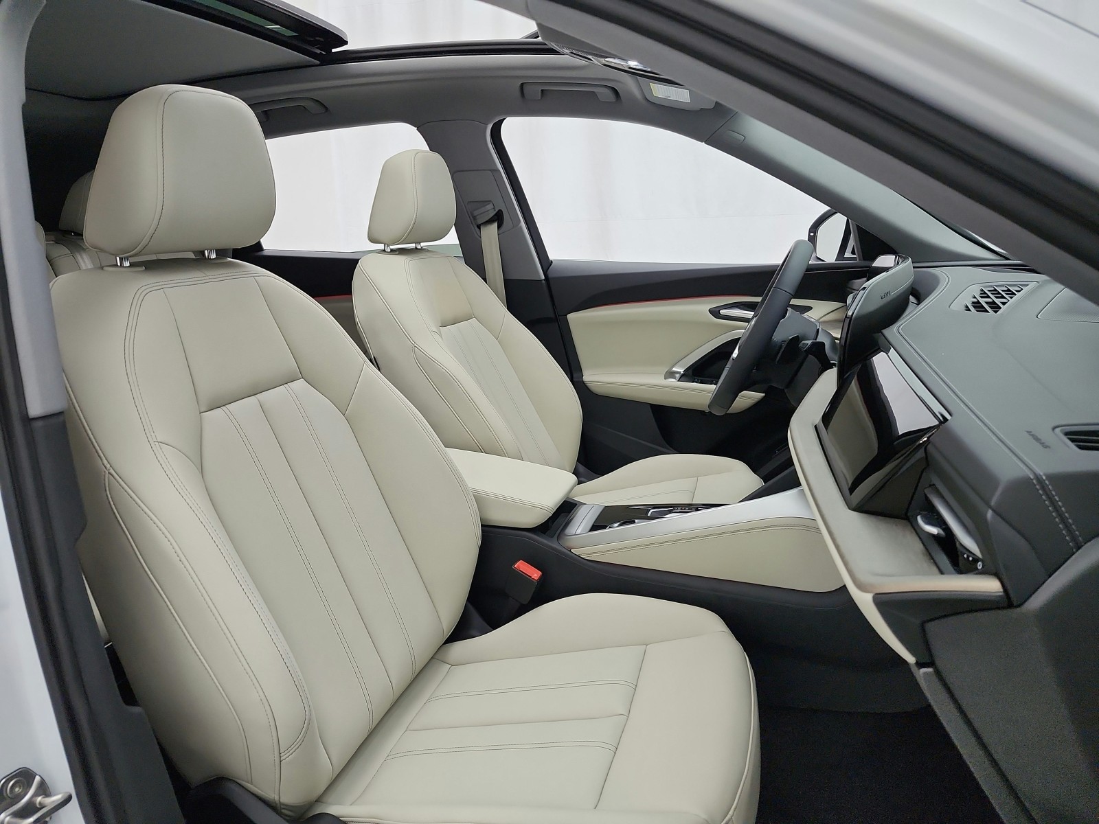 New 2026 Glacier White Metallic Audi Premium 2.0 TFSI quattro image 15