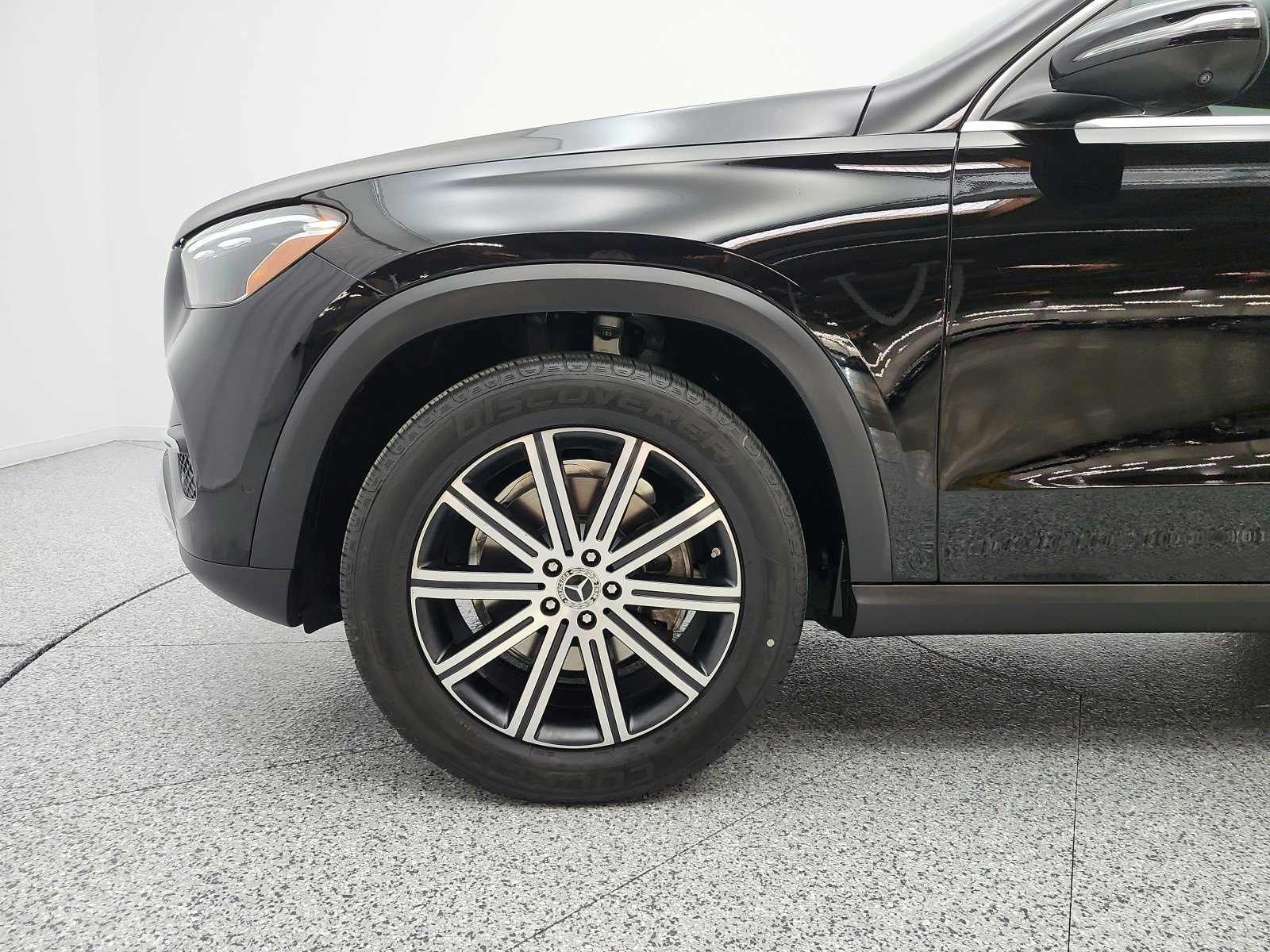 Certified Used 2024 Black Mercedes-Benz GLE 350 4MATIC® SUV image 22