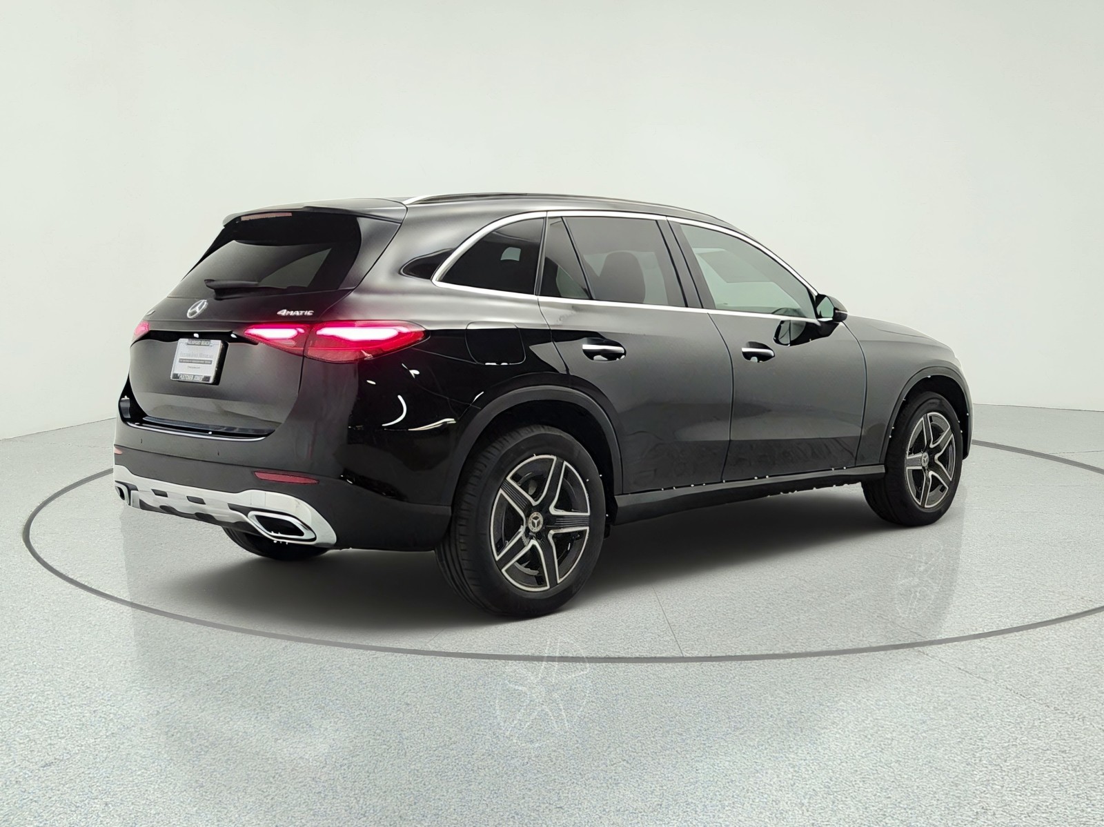 New 2026 Black Mercedes-Benz GLC 300 4MATIC® SUV image 5