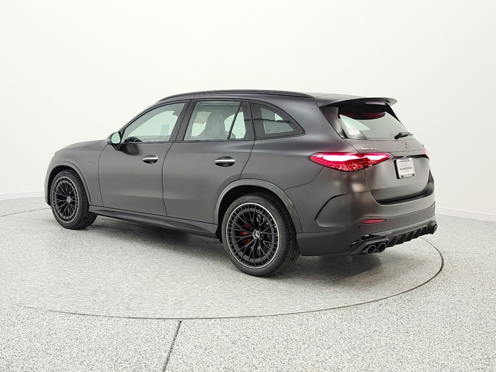 New 2026 MANUFAKTUR Graphite Grey Magno Mercedes-Benz AMG® GLC 43 image 7