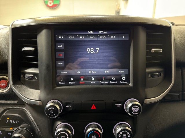 2021 Ram 1500 Lone Star 4WD 5.7L-Hemi in ,