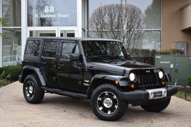 2012 Jeep Wrangler Unlimited Sahara 2