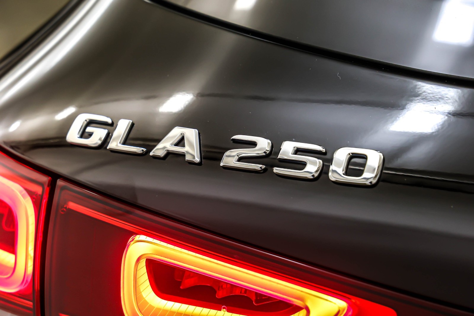 Certified Used 2023 Night Black Mercedes-Benz GLA 250 SUV image 10