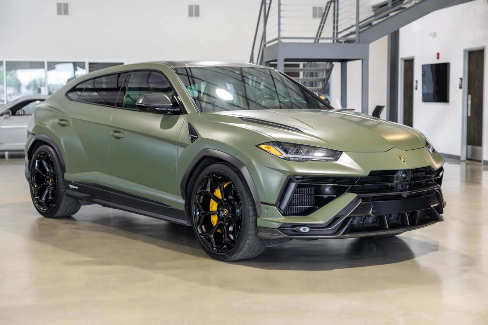 Used Car 2023 Lamborghini Urus  Performante For Sale Under $300,000 In Boerne, Texas