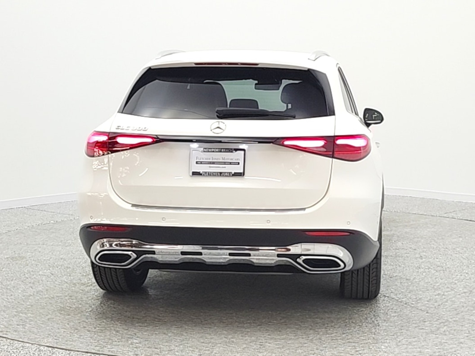 Certified Used 2025 Polar White Mercedes-Benz GLC 300 SUV image 7