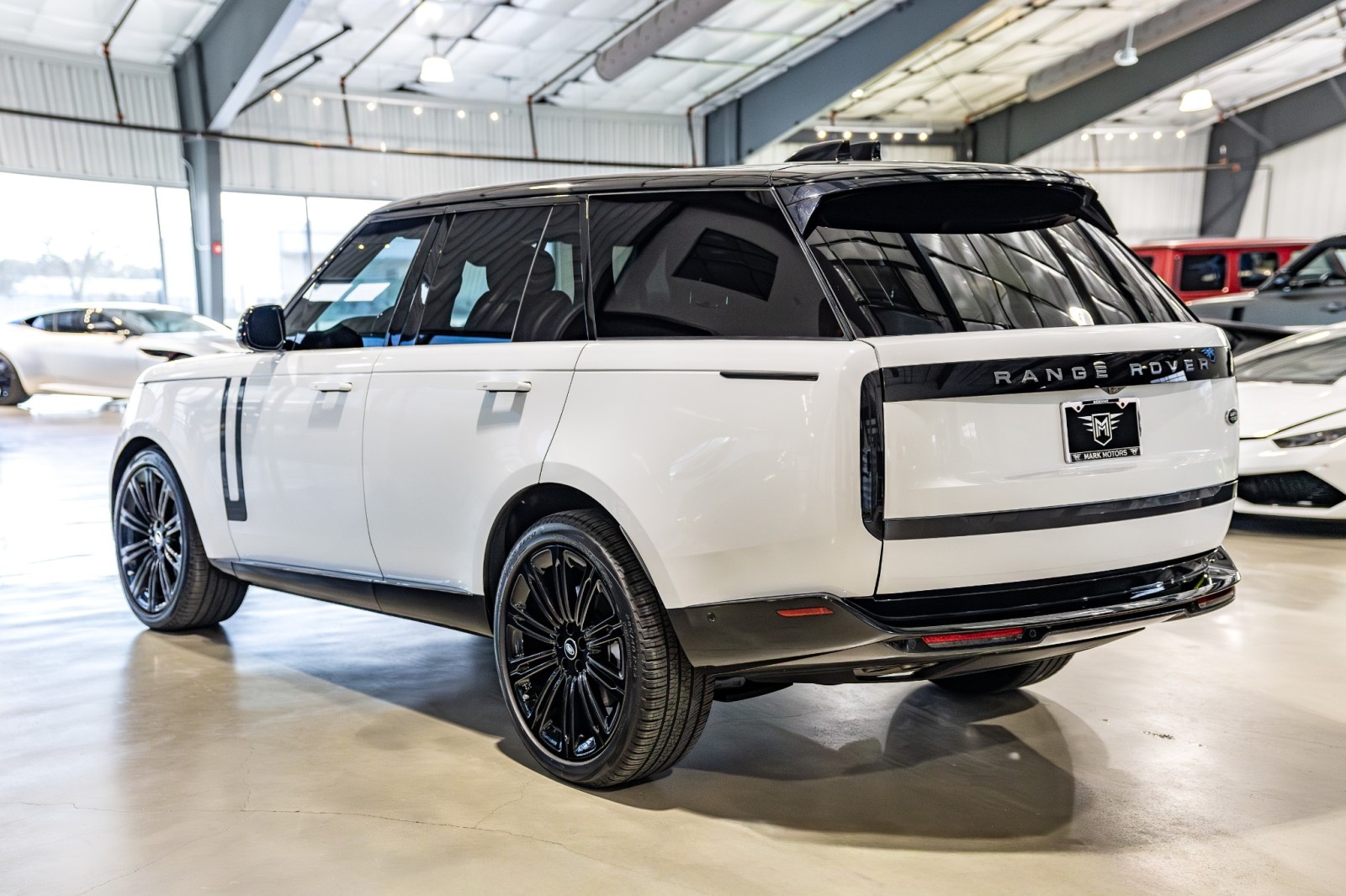 Used Car 2023 Land Rover Range Rover  Se - $140,310 Msrp - 23 Inch Wheels - Black Contrast Roof - One Owner For Sale Under $120,000 In Boerne, Texas