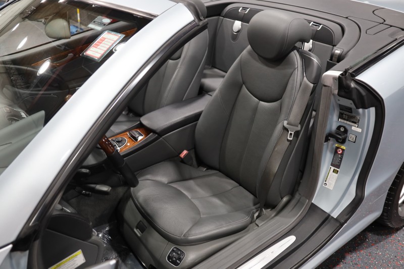 2006 Mercedes-Benz SL500 AMG Sport Pkg 2dr Convertible in , 